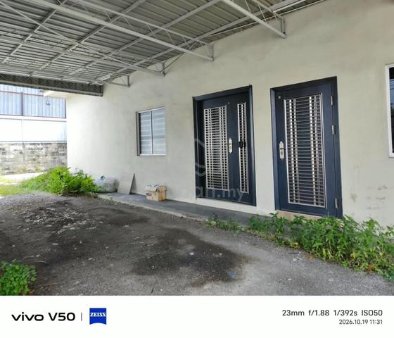 Bungalow Commercial Use 1st Grade Land at Butterworth 1
