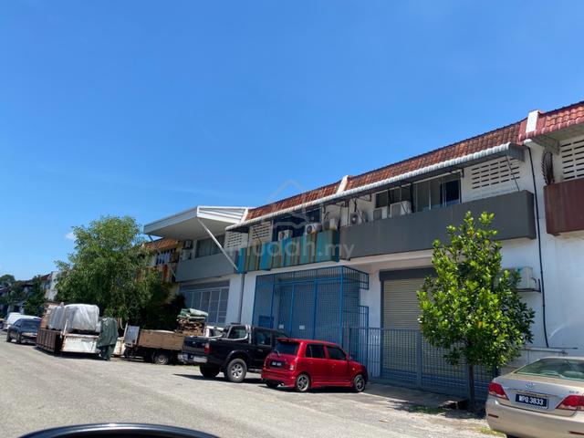 1.5 Storey Link Factory Puchong 1
