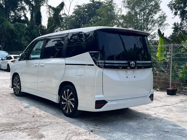 (3 POWER DOOR) Toyota VOXY 2.0 S-Z (7 SEATER) 2022 - 4