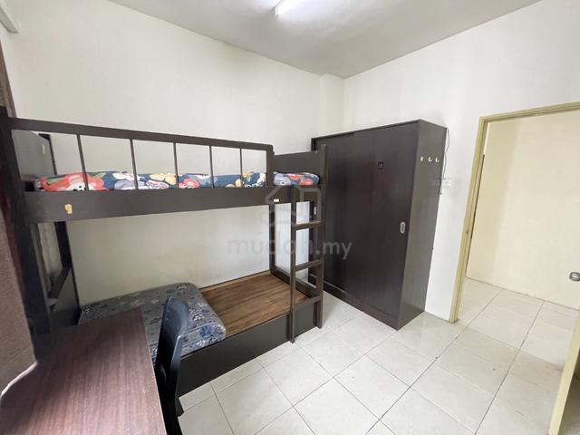 Unipark Condominium 1