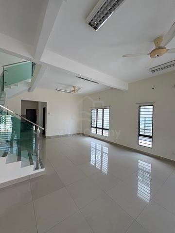 2 storey house Parklands , Semenyih Parklands, Beranang, Selangor 1