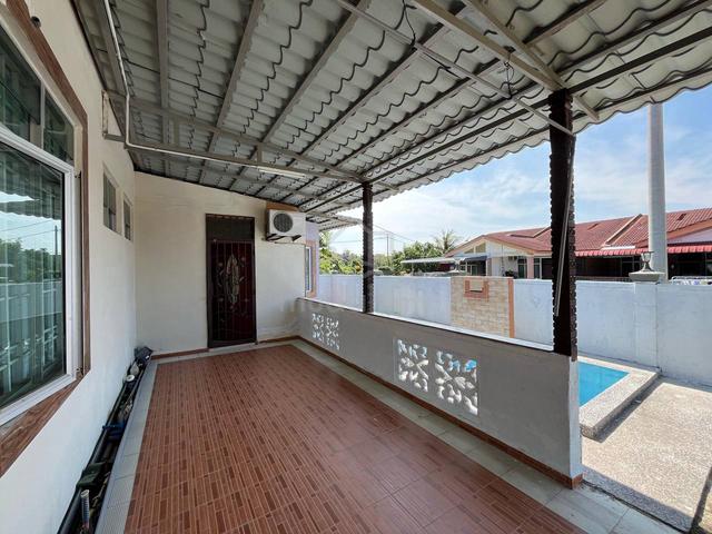 FULLY RENOVATED☘️ Corner Lot Tmn Serkam Ria Merlimau 2