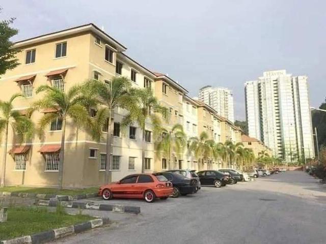 Permai Lake View Apartment 1
