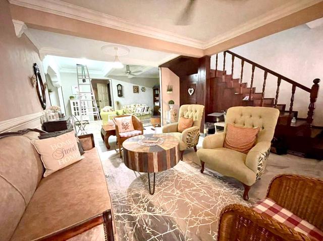 RUMAH CANTIK Corner Lot Double Storey Bandar Baru Ampang 5