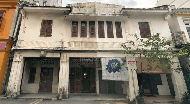Pre-War Heritage Shophouse for Rent (5min walking to REX, Petaling St) 1