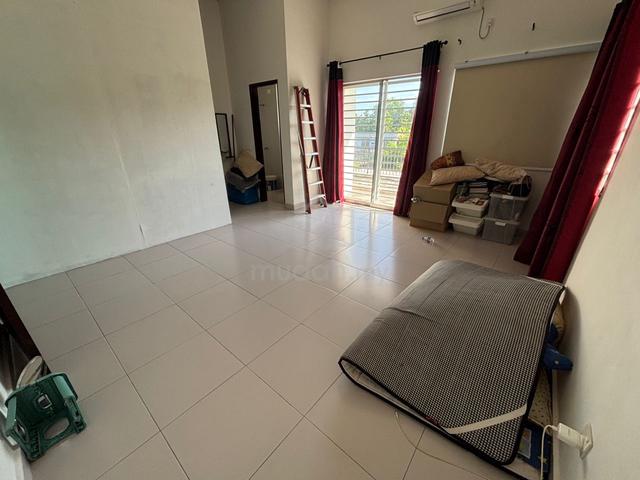 Seremban 2 Storey Terrace House (Corner Lot) for Sale @ Seri Binjai 1