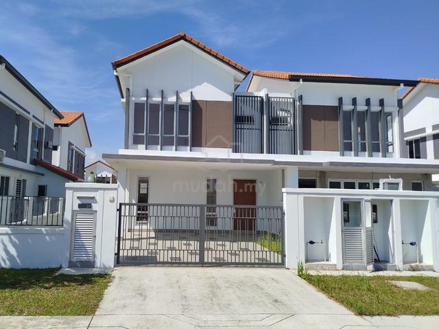 Setia Alam Sari Brand New Semi-D Cluster for Sale 1