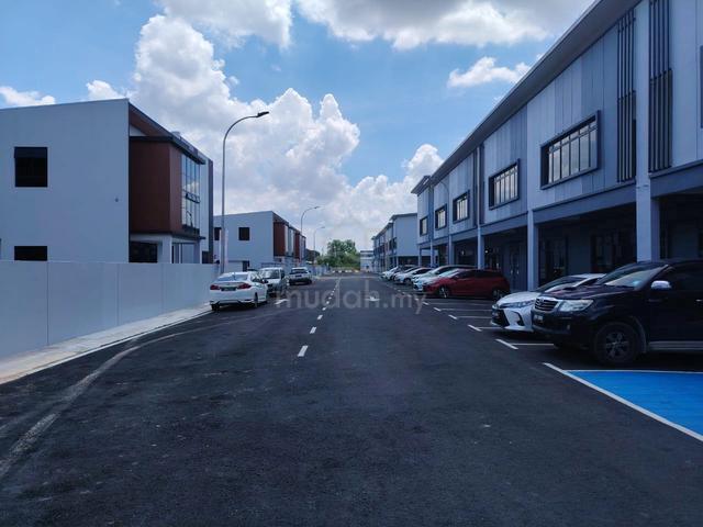 Senai Taman Perindustrian Muhibah @ 1.5 Storey Corner Lot Factory Rent 1