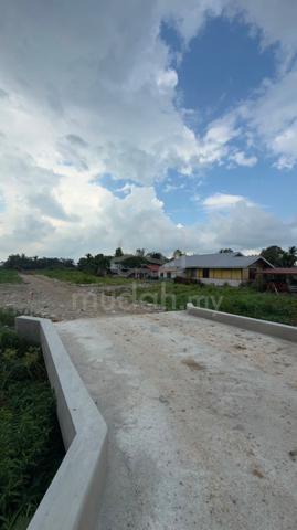Tanah Lot Siap Bersih Tepi Jalan 1