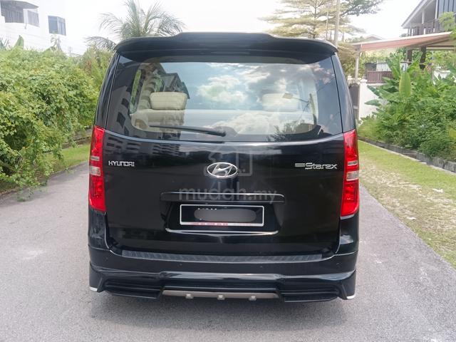 2018 Hyundai GRAND STAREX 2.5 ROYALE FACELIFT (A) - 4