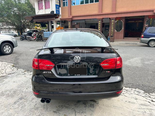 VOLKSWAGEN Jetta 1.4 2014 - 2