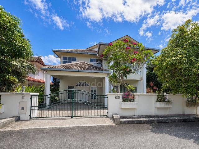 Double Storey Corner Lot Bungalow @ Kubang Buaya, Kuantan 1