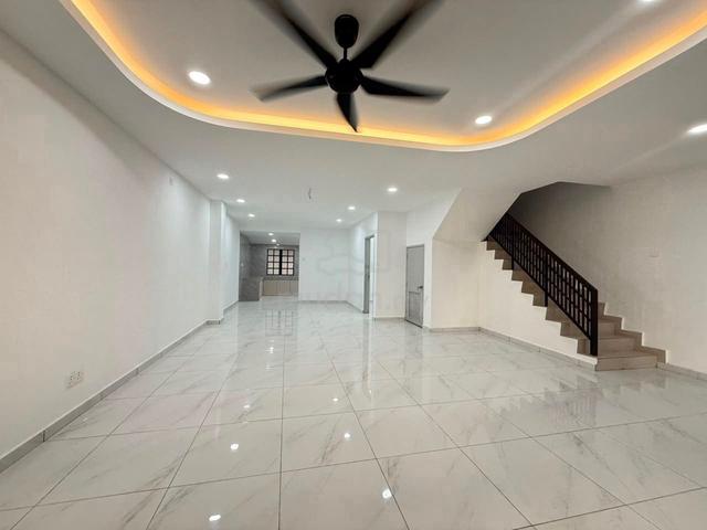 Good Condition Tebrau @ Desa Tebrau Renovated Unit Double Storey House 1