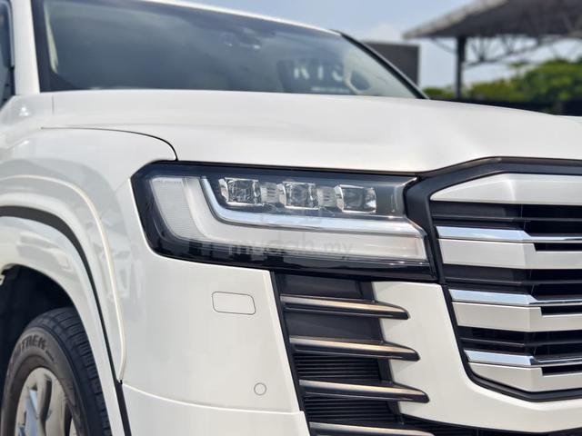 USED 2023 Land Cruiser ZX Petrol / 19k KM / PPF  - 4