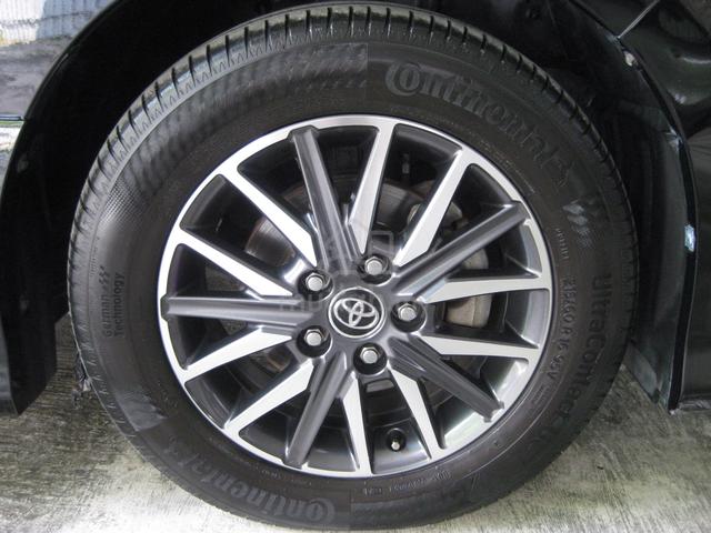 Toyota VOXY ZS 2.0 Kirameki 7 Seat PreCrash Reg 20 - 4