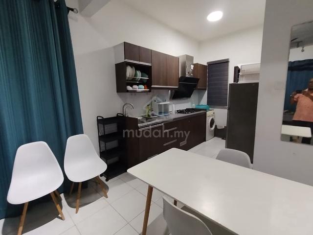 [sewa] 2 Storey Terraced W Kitchen Cabinet Taman Desiran Bayu Puchong 1