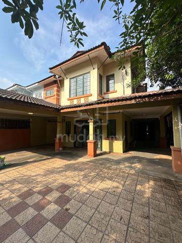 2 STOREY CORNER LOT– SPACIOUS. Strategic Family Home in Kota Damansara 1