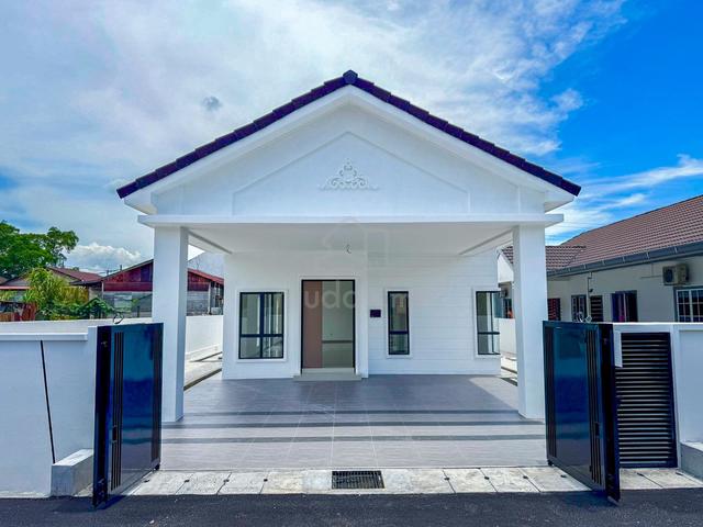 Menglembu Timur New Bungalow 1