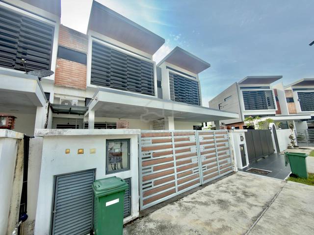 RENOVATED Double Storey Terrace House TTDI Grove Kajang 1
