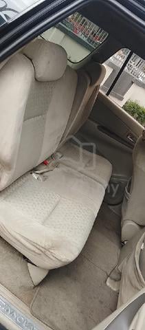 2010 Toyota INNOVA 2.0 E - 5