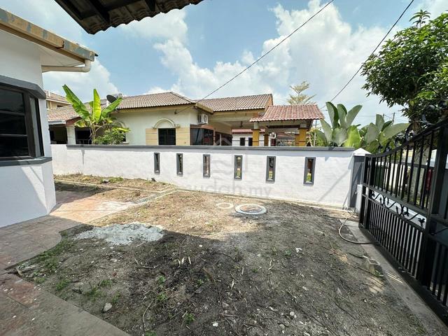 Bercham,Near Sunway City Corner Bungalow  1