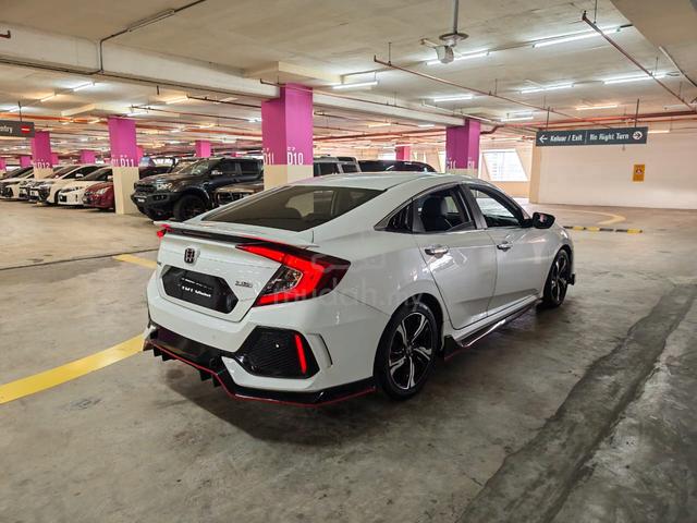 2018 Honda CIVIC 1.5 HATCHBACK (A) - 4