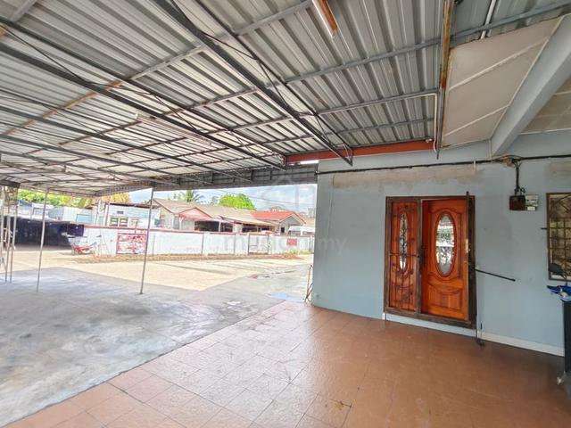 Corner Nonbumi 1 storey Tmn Sri Intan Jln Reko Kajang Renovated 1