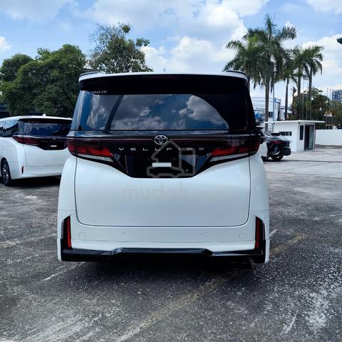 Toyota Vellfire Z Premier New Condition ✅ - 5