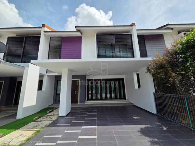 east ledang superlink terrace gated guarded 5 rooms good condition 1