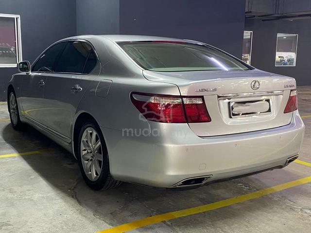 2007 Lexus LS460 4.6 L 4 SEATER (A) - 5