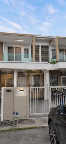 For Rent- Pearl Villa Townhouse, Bandar Saujana Putra 1