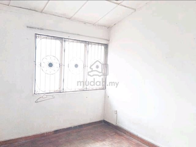 Bilik rumah teres di SS2 Petaling Jaya 1