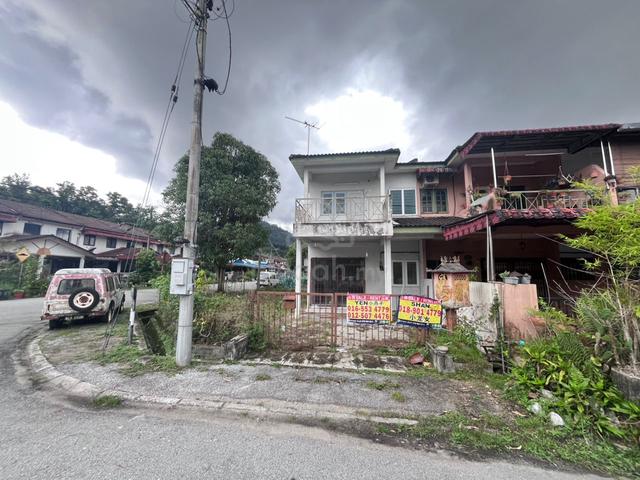 Double Storey Corner Below Bank Value Meru Ipoh 1