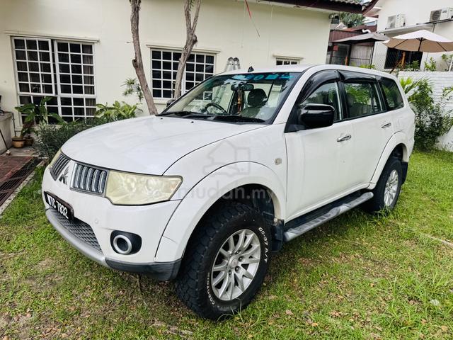 Mitsubishi PAJERO SPORT 2.5 4x4 4WD - 2