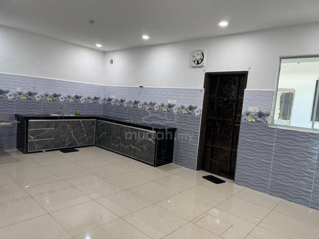 Hijauan Hills (Gated and Guarded) Double Storey Terrace For Rent 1