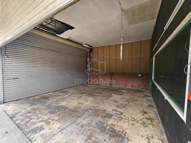 Ground Floor Commercial / Storage Space - Jalan Lintas near Mainroad 1
