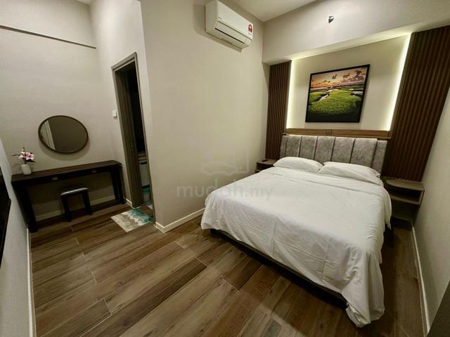 Bay Suites 1