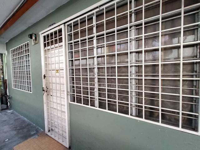 Desa Mentari Flat (Block 4) 1