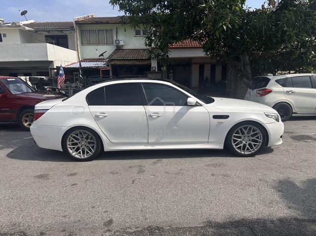 bmw 525i E60 - 2