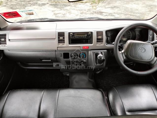 2006 Toyota HIACE 2.5 PANEL VAN 100% No Accident - 3