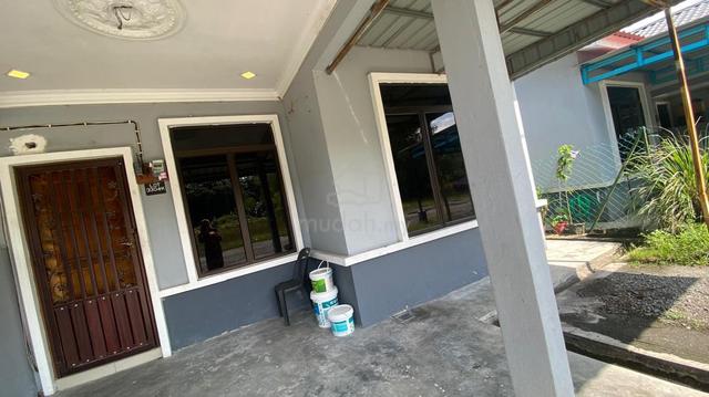 Rumah Semi-D di Jalan Kebun, Shah Alam 1
