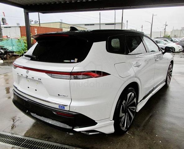 2025 Toyota CROWN 2.5 ESTATE RS HEV MODELISTA 5A - 4
