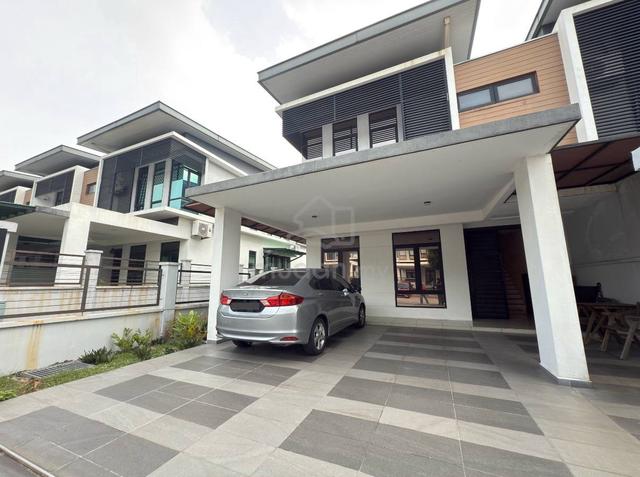 RENOVATED‼️TERMURAH‼️Endlot Superlink Akasia Sek U12 Shah Alam 1