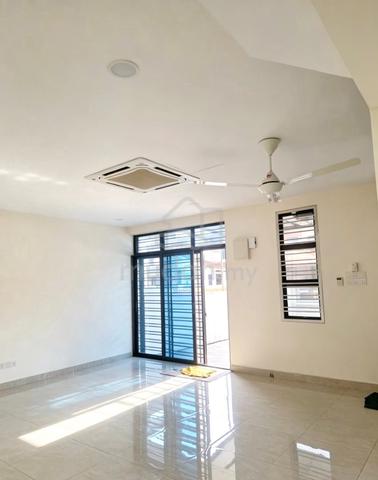 FOR RENT | Double Storey Terrace @ Taman Desa Tebrau 1