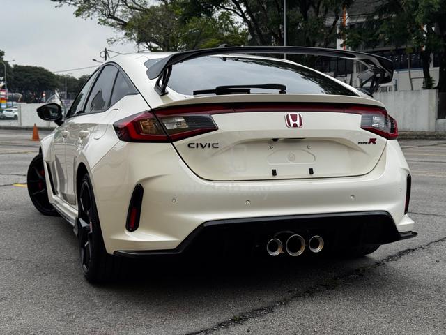 2025 Honda CIVIC 2.0 TYPE R FL5 (M) LIKE NEW - 2
