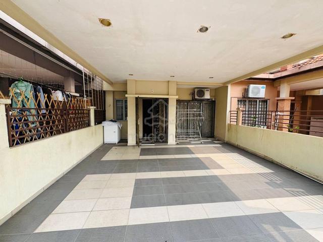 Fully Extend, Move In, Double Storey Jalan Spektrum, Bukit Subang 1