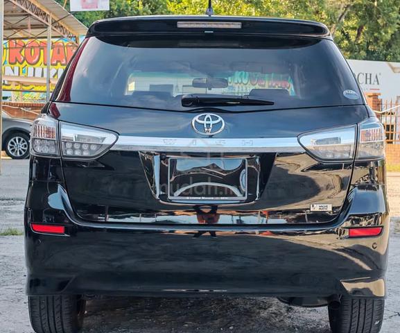 2017 Toyota WISH 1.8 X ZGE20G (A) - 4