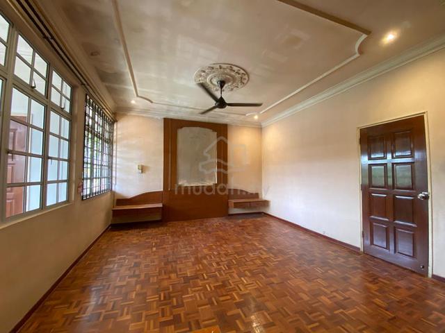 Jalan Layang , Taman Perling , Semi D , Renovation Unit , Freehold 4