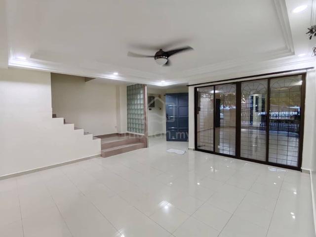 BELOW VALUE Cheng Perdana Freehold Double Storey Extended Front Back 2