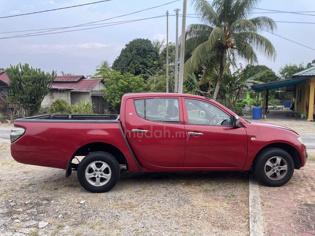 2015 Mitsubishi TRITON 2.5 LITE KA4TNJNMFR (M) - 5
